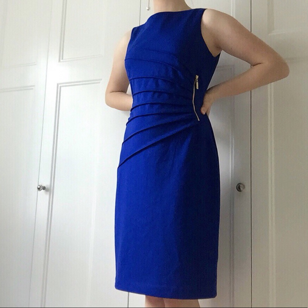 •NWOT Blue Zip Detail Dress•